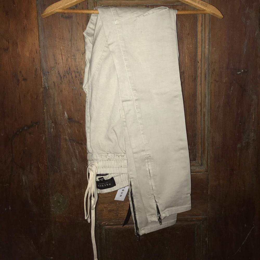 NEW Pacsun Skinny Khaki Jeans (Ripped Knees)
